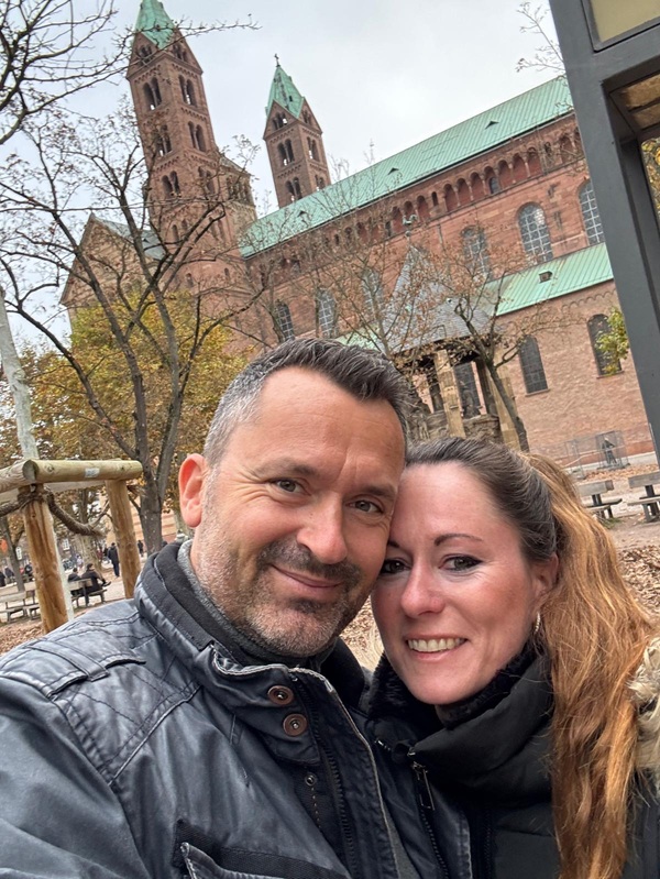 Über Uns: Berlin trifft Pfalz